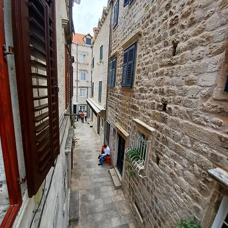 Placeta & Apartment *