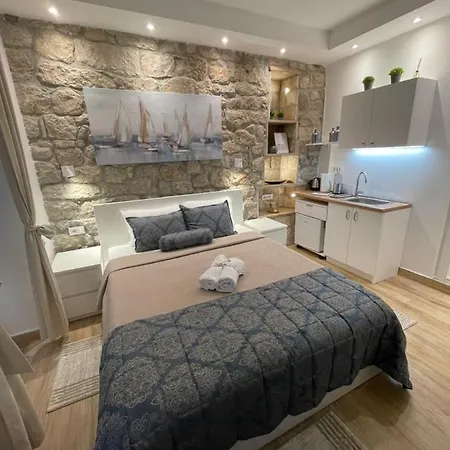 Placeta & Apartment *
